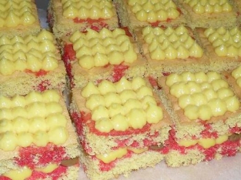 Quadrotti alla zuppa inglese